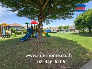 Two-story townhome, 23.9 sq.wah, Pruksa Ville 38, Soi Musikthong 6, Namdaeng-Bang Phli Road, Bang Phli, Samut Prakan.