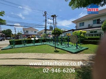 Two-story townhome, 23.9 sq.wah, Pruksa Ville 38, Soi Musikthong 6, Namdaeng-Bang Phli Road, Bang Phli, Samut Prakan.