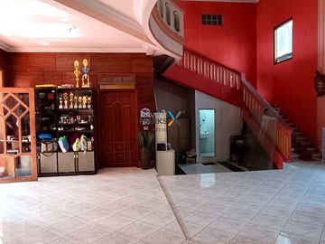 Dijual Rumah Usaha di Poros Jalan LA Sucipto, Blimbing Malang
