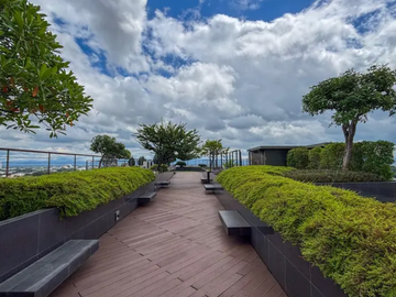 Luxury 3-Bedroom Condo for Sale & Rent at The Astra Condominium, Chiang Mai