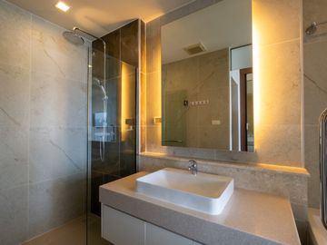 Luxury 3-Bedroom Condo for Sale & Rent at The Astra Condominium, Chiang Mai