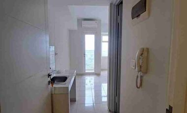 Disewakan Studio view Binus di Apartemen The Springlake Summarecon Bekasi