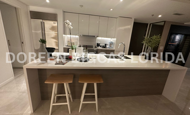 FOR SALE: 2 Bedroom Parklane Suite 141sqm Condo Unit - Gardencourt Residences