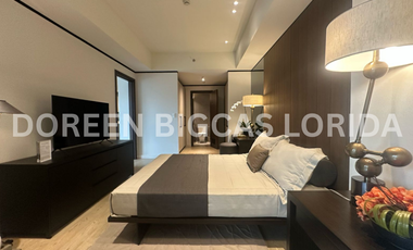 FOR SALE: 2 Bedroom Parklane Suite 141sqm Condo Unit - Gardencourt Residences