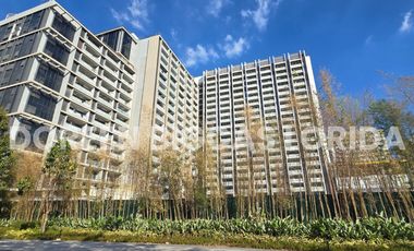 FOR SALE: 2 Bedroom Parklane Suite 141sqm Condo Unit - Gardencourt Residences