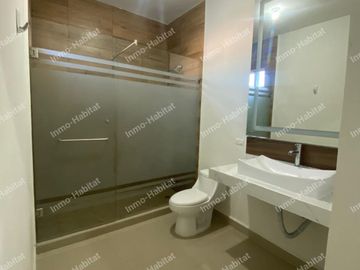 CASA EN VENTA EN LA ENCOMIENDA RESIDENCIAL, ESCOBEDO, N.L.