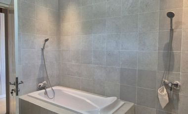 Dijual Rumah 2 Lantai New Modern Manyar Garden, Menur Pumpungan, Sukolilo