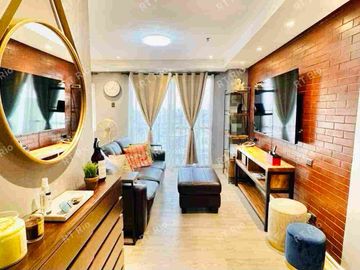 2BR Condo for Sale in McKinley Hill Garden Villas 2, McKinley Hill, Taguig | 91 sqm | Renovated | Parking