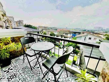 2BR Condo for Sale in McKinley Hill Garden Villas 2, McKinley Hill, Taguig | 91 sqm | Renovated | Parking