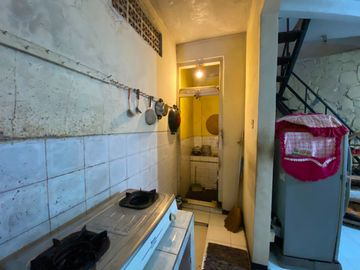 Dijual Rumah Area Burangrang Bandung Kota Carport 6 Mobil