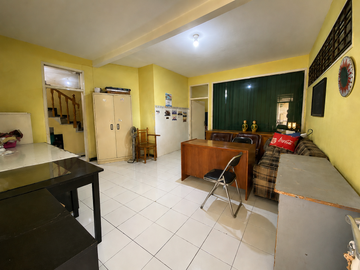Dijual Rumah Area Burangrang Bandung Kota Carport 6 Mobil
