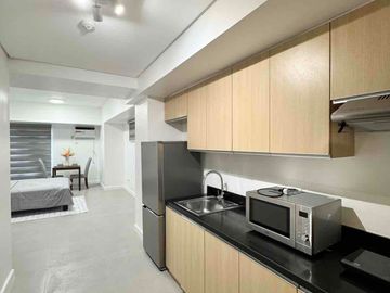 Studio Penthouse Unit with Parking for lease in Verve Residences Tower 1, BGC Taguig