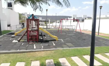 CASA EN VENTA EN QUERETARO