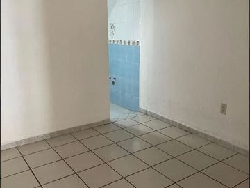VENTA DE CASA EN AV VALLE DE ATEMAJAC COLONIA JARDINES DEL VALLE MUNICIPIO ZAPOPAN C.P. 45138 JALISCO