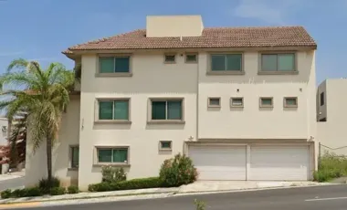 CASA EN VENTA EN MONTERREY NUEVO LEON