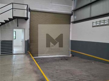 Bodega en renta al poniente de Mérida