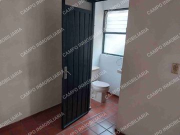 SE VENDE MAGNÍFICA CASA SOBRE AVENIDA VICENTE GUERRERO COL. AMPLIACIÓN MARAVILLAS.
