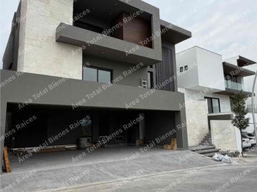 Residencia en Venta a estrenar/ Sierra Alta 10mo sector Mty NL