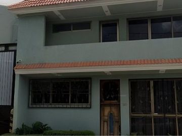 Venta Casa habitacion con Nave Industrial Barrio de Guadalupe Cdad. de Libres Puebla laab1