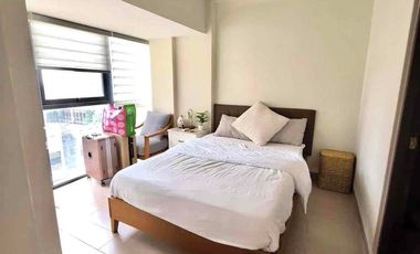 1 BEDROOM CONDOMINIUM UNIT FOR RENT IN MACTAN NEWTOWN W/ BEACH ACCESS