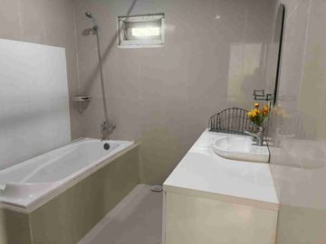 dijual villa 3 bedroom view laut & toll Kawasan taman mumbul Nusa dua