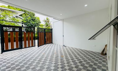 3 Bedrooms Brand New Triplex Townhouse for Sale in Las Piñas City