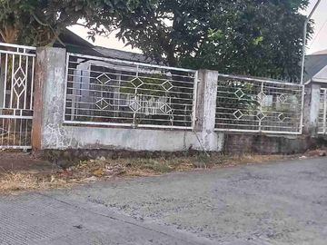 Di jual ex RESTO RAMAI  view gunung non pertanian pacet siap buka