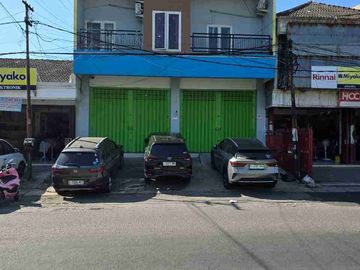 disewakan 2 ruko jadi 1 Manukan Lor RAYA