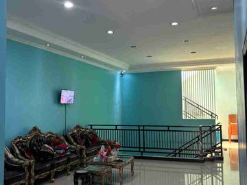 disewakan 2 ruko jadi 1 Manukan Lor RAYA
