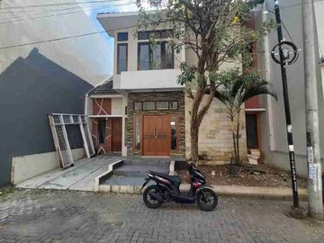 Dijual Rumah Menco UMS Solo