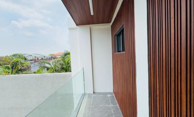 3 Bedroom Two-Storey Duplex Townhouse for Sale in BF Resort Village Las Piñas City