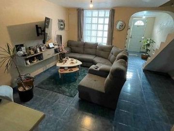 CASA EN VENTA EN, CALLE ANTONIO MACHADO COL. ANAHUAC MUN, SAN NICOLAS DE LOS GARZA C.P. 66450 NUEVO LEON