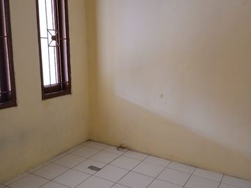 900 jt nego dikit Rumah TKI 3 Taman Kopo Indah 3 lt 102 lb 90 kt 3 km 2