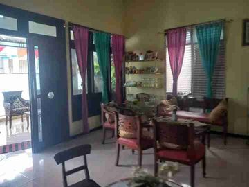 jual murah rumah 1 menit kejalan raya propinsi & k universitas darul ulum Jombang di mojongapit Jombang