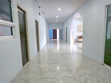 PZ1468 : ขายที่ดิน พร้อมอาคารสำนักงาน 8 ไร่ 20 ตรว. ห่างจากถนนหมายเลข 1 ทางคู่ขนานถนนพหลโยธิน  ซอย กม.78  เพียง 1.6 กม. ตำบลสนับทึบ อำเภอวังน้อย จังหว