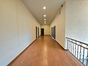 PZ1468 : ขายที่ดิน พร้อมอาคารสำนักงาน 8 ไร่ 20 ตรว. ห่างจากถนนหมายเลข 1 ทางคู่ขนานถนนพหลโยธิน  ซอย กม.78  เพียง 1.6 กม. ตำบลสนับทึบ อำเภอวังน้อย จังหว