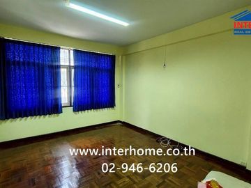 Three-story commercial building, 13.7 sq.wah, near Royal River Hotel, Soi Chao Phraya Siam, Soi Charansanitwong 66/1, Ratchawithi Road, Charansanitwon