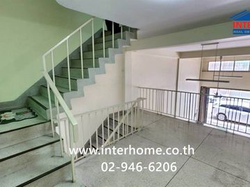 Three-story commercial building, 13.7 sq.wah, near Royal River Hotel, Soi Chao Phraya Siam, Soi Charansanitwong 66/1, Ratchawithi Road, Charansanitwon