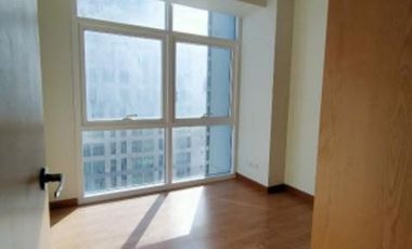 High-Floor 3 Bedroom Corner Unit in BGC | Madison Park West | ₱26M Net
