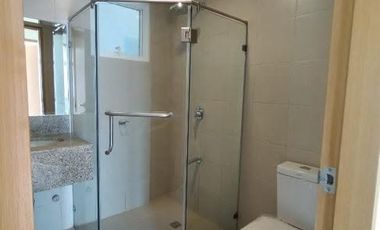 High-Floor 3 Bedroom Corner Unit in BGC | Madison Park West | ₱26M Net