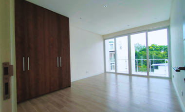 Townhouse for Rent - M Residences, Capitol Hills, Quezon City / 126sqm / P115K Monthly