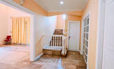 House and Lot for Rent - Ayala Heights, Quezon City / 557sqm / P120K Monthly