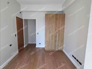 FOR LEASE, 1-Bedroom