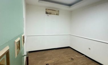 DISEWAKAN RUKO FINANCIAL CENTRE GADING SERPONG COCOK UNTUK BANK & OFFICE Rp185 Juta/Tahun – BUYER ONLY