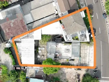 Tempat usaha komersial, Strategis berada di area Kebayoran Baru Jakarta Selatan sangat cocok untuk Cafe atau Food Court