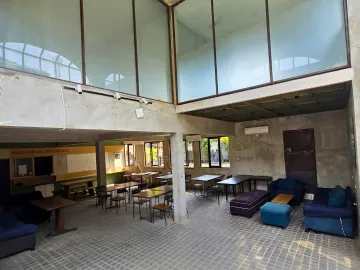 Tempat usaha komersial, Strategis berada di area Kebayoran Baru Jakarta Selatan sangat cocok untuk Cafe atau Food Court