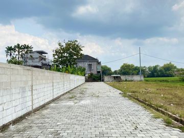 dijual tanah kavlingan luas 228m2 lokasi di gedangan solobaru bisa proses KPR bank lokasi bima sakti gedangan