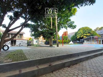DIJUAL KOMPLEKS SEKOLAH & RESTO/FUNCTION HALL  LOKASI RAMAI DI PINGGIR JALAN BSD - SERPONG