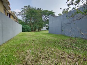 Kavling Langka Hadap Utara di Tirtagolf BSD City