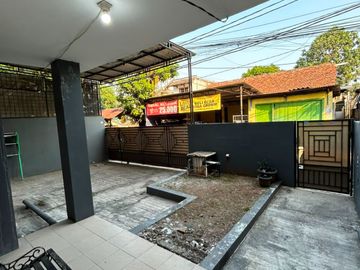 Dijual rumah lokasi strategis   diBintaro Jakarta Selatan.